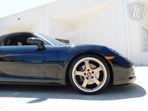Used 2021 Porsche 718 Boxster image 34
