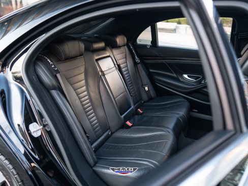 Used 2016 Mercedes-Benz S 550 Sedan image 17