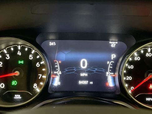 Used 2018 Jeep Compass Limited image 15