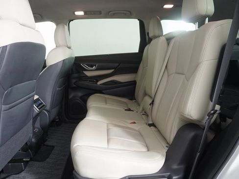Used 2023 Subaru Ascent Limited image 32