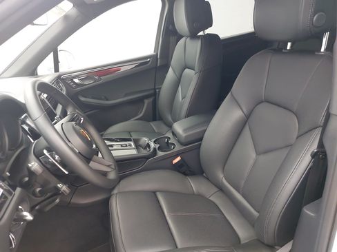 Certified 2026 Porsche Macan S AWD/4WD image 5