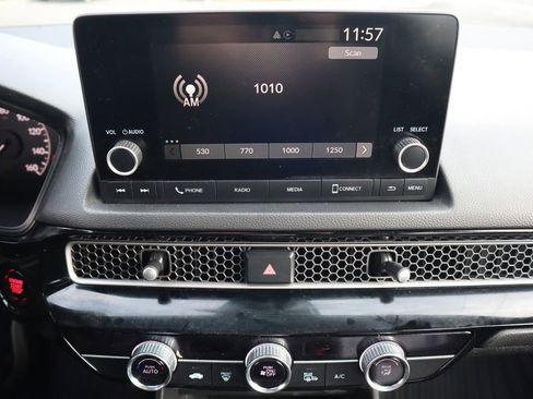 Used 2025 Honda Civic Sport image 22