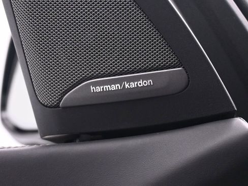 Used 2023 BMW X7 M60i w/ Executive Package image 52