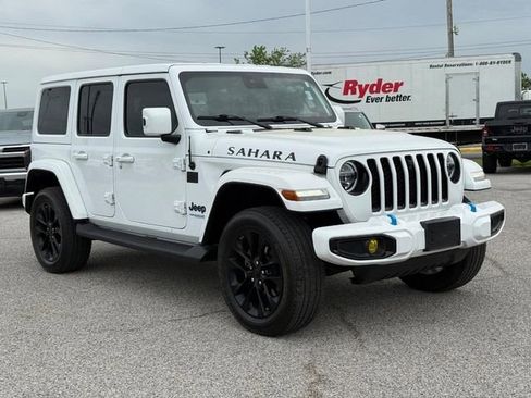 Used 2021 Jeep Wrangler Unlimited Sahara image 9