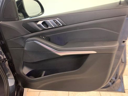 Used 2022 BMW X5 xDrive40i w/ M Sport Package image 72