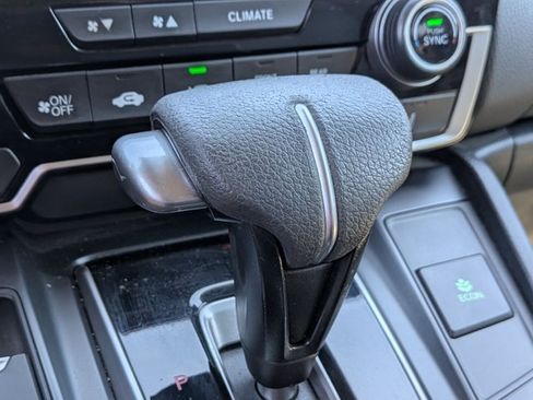 Used 2019 Honda CR-V EX image 12