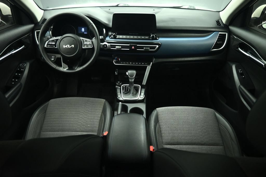 Certified 2022 Kia Seltos S FWD image 35