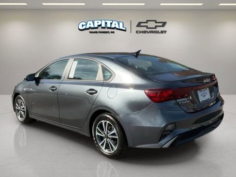 Used 2024 Kia Forte LXS image 3
