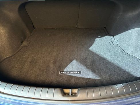 Used 2019 Hyundai Accent SE FWD image 22