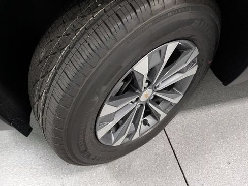 New 2026 Chevrolet Equinox LT FWD image 8