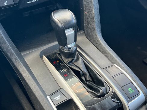 Used 2019 Honda Civic EX image 21