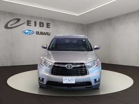 Used 2016 Toyota Highlander XLE AWD/4WD image 7