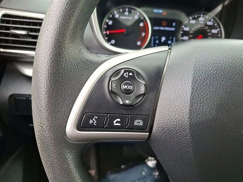 Used 2020 Mitsubishi Eclipse Cross LE image 20