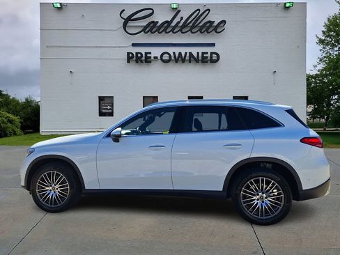 Used 2025 Mercedes-Benz GLC 300 image 6