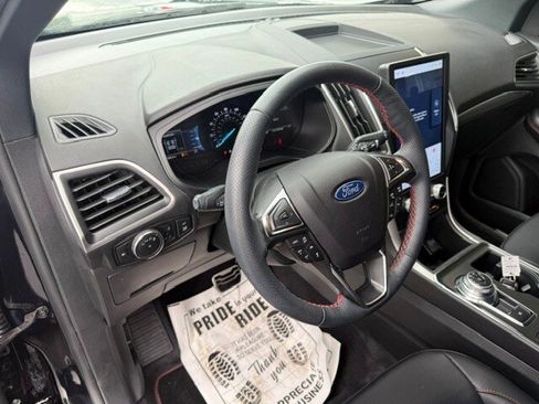 Used 2024 Ford Edge ST-Line AWD/4WD image 13