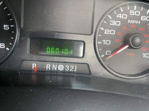 Used 2006 Ford F350 XL image 13