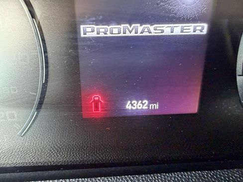 Used 2026 RAM ProMaster 2500 w/ Convenience Group FWD image 20