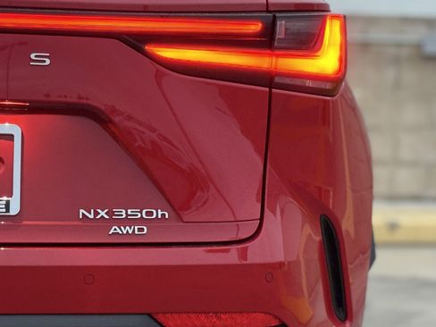 Certified 2022 Lexus NX 300h AWD w/ Vision Package image 12