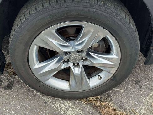 Used 2015 Toyota Highlander Limited Platinum image 9