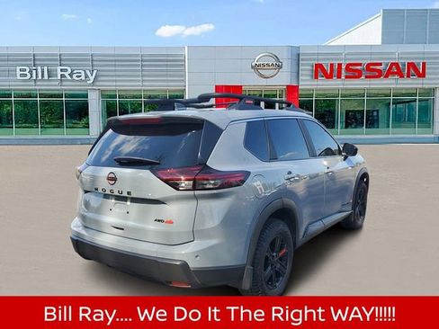 Certified 2025 Nissan Rogue SV image 4