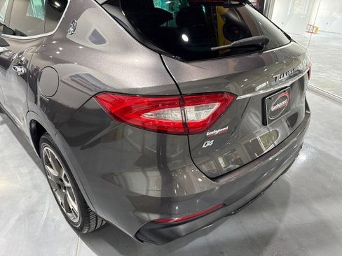 Used 2020 Maserati Levante GranSport image 37