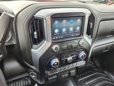 Used 2022 GMC Sierra 2500 SLE w/ SLE Value Package; image 9