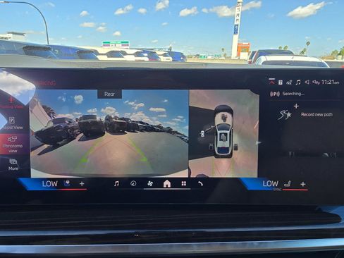 New 2026 BMW X6 xDrive40i w/ Climate Comfort Package image 19