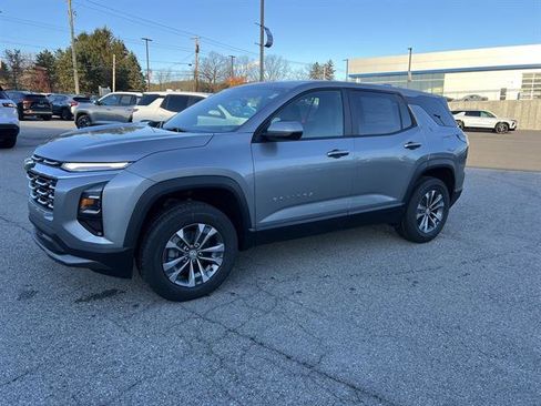 New 2026 Chevrolet Equinox LT w/ Convenience Package II image 1