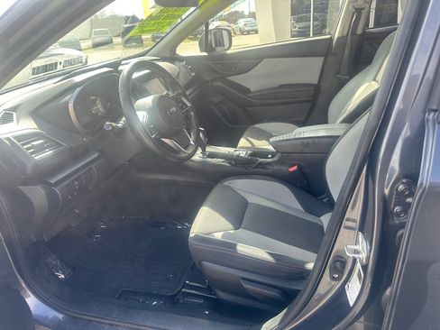 Used 2021 Subaru Crosstrek 2.0i Premium image 10