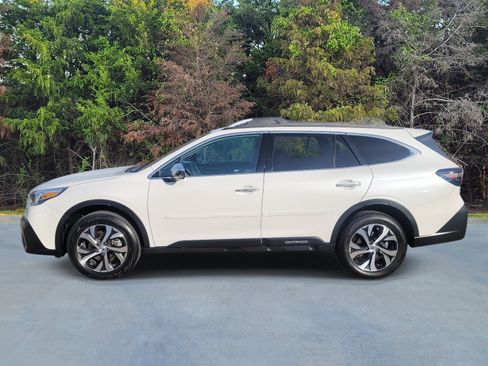 Certified 2022 Subaru Outback Touring image 22