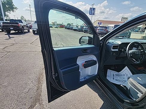 Used 2022 Ford Maverick XLT FWD image 19