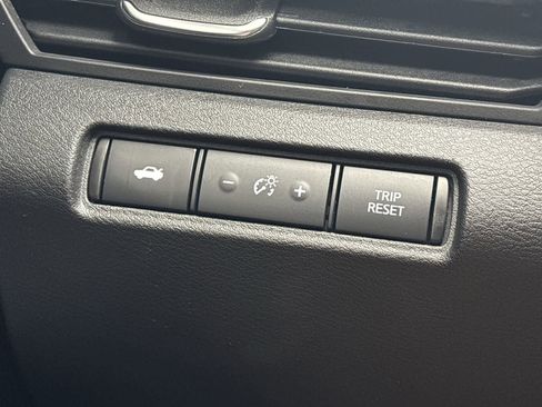 Used 2022 Nissan Altima 2.5 SR image 31