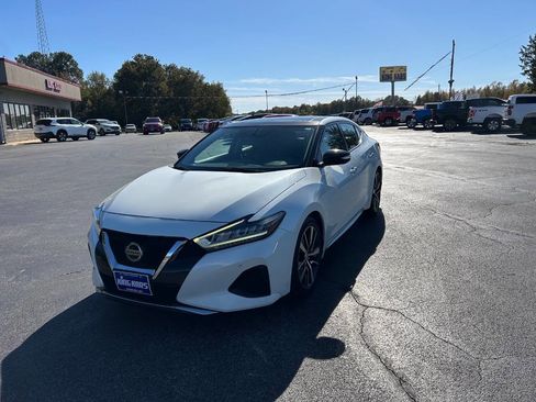 Used 2019 Nissan Maxima 3.5 SL w/ Floor Mat Group image 2