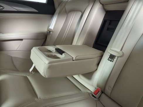 Used 2019 Lincoln MKZ Premiere FWD image 31