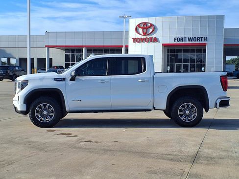Used 2022 GMC Sierra 1500 AT4 w/ AT4 Preferred Package AWD/4WD image 6