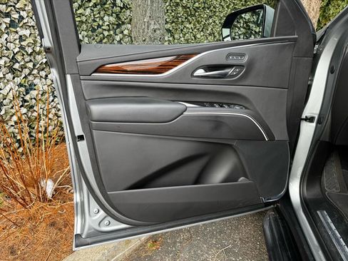 Used 2023 Cadillac Escalade Premium Luxury w/ LPO, Floor Liner Package image 8