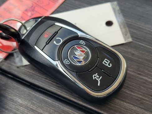 Used 2023 Buick Enclave Avenir w/ Avenir Technology Package image 40