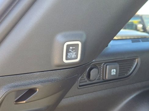 New 2025 Jeep Grand Cherokee Laredo X image 18