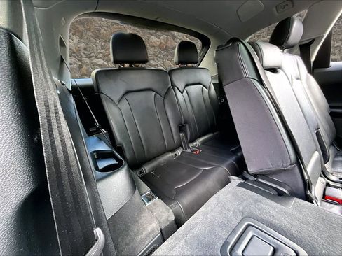 Used 2018 Audi Q7 2.0T Premium Plus w/ Premium Plus Package AWD/4WD image 25