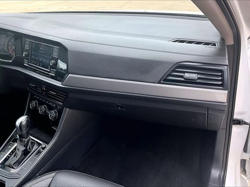 Used 2021 Volkswagen Jetta R-Line FWD image 18