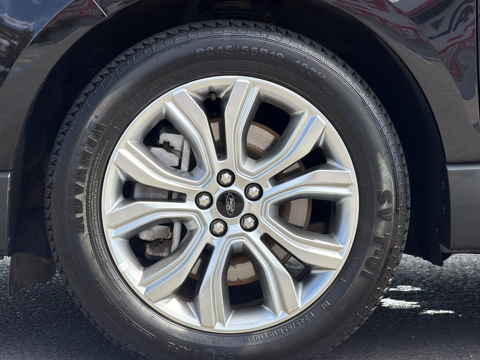 Used 2024 Ford Edge Titanium AWD/4WD image 23