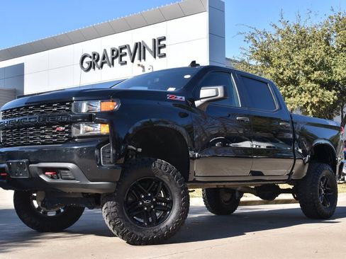 Used 2021 Chevrolet Silverado 1500 Custom Trail Boss w/ LPO, Dark Essentials Package image 1