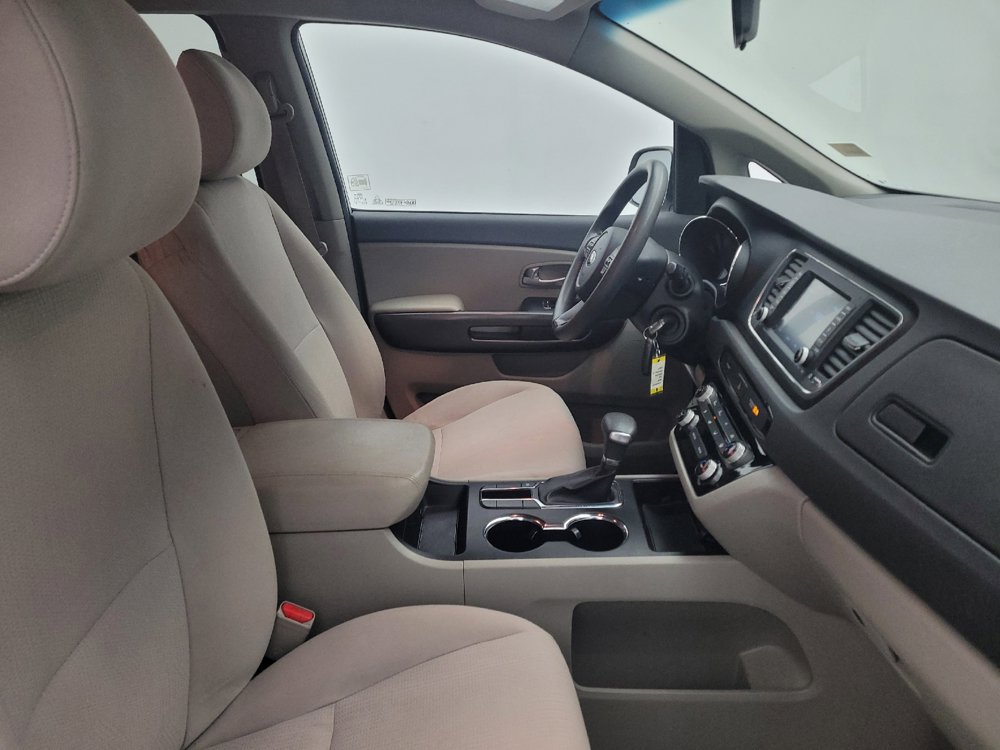 Used 2019 Kia Sedona LX FWD image 21