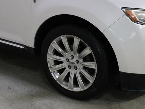 Used 2012 Lincoln MKX AWD image 29