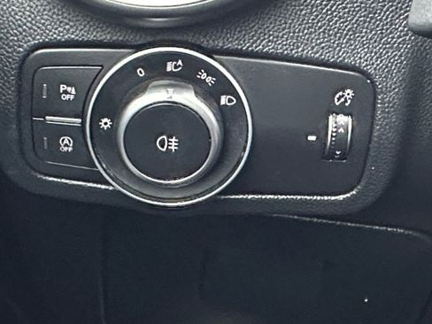 Used 2018 Alfa Romeo Stelvio Ti Sport image 18