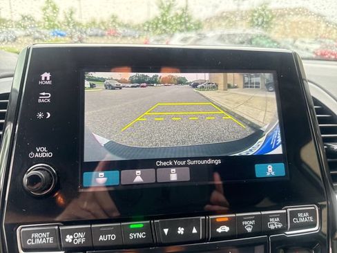Used 2021 Honda Odyssey EX image 16