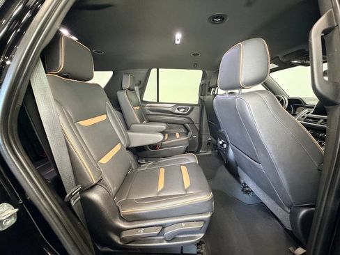 Used 2021 GMC Yukon AT4 w/ Technology Package AWD/4WD image 9