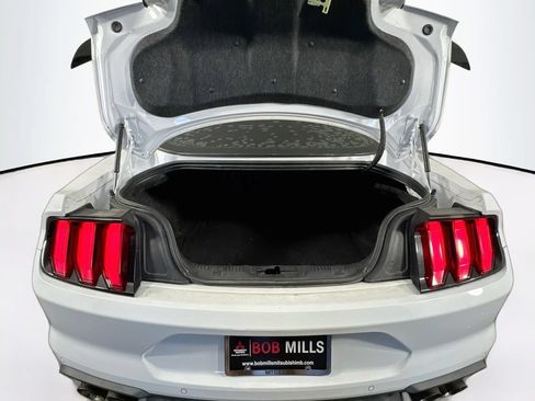 Used 2022 Ford Mustang GT w/ Black Accent Package RWD image 24