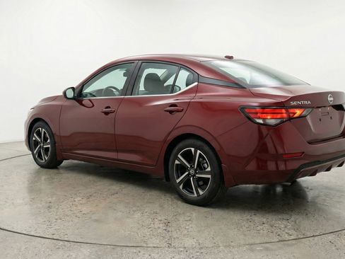 Used 2025 Nissan Sentra SV FWD image 6