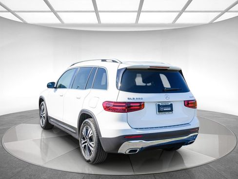 Certified 2026 Mercedes-Benz GLB 250 4MATIC image 2